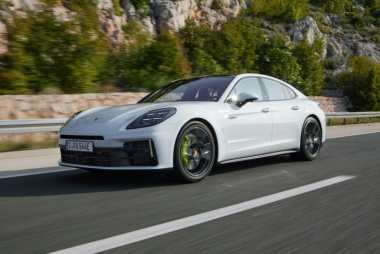 Porsche: entrano in listino due nuove Panamera plug-in