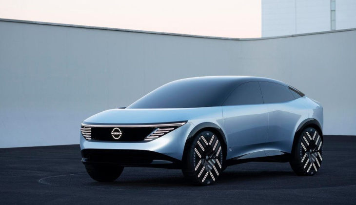 nissan leaf 2025: quello che sappiamo sulla futura auto elettrica