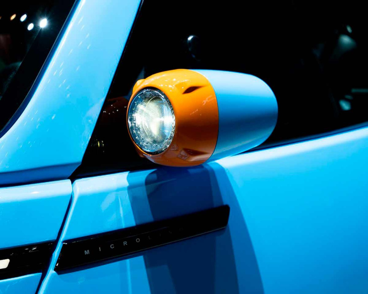 ispirati dalla bmw isetta, le nuove auto elettriche bubble hanno successo al salone dell’auto di ginevra 2024