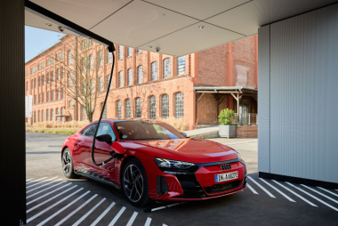 Audi charging hub: a Francoforte apre la sesta stazione per la ricarica