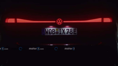 La Volkswagen ID.7 GTX si mostra in anteprima