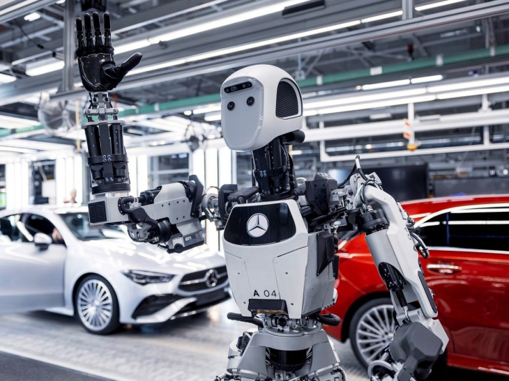 mercedes: il robot umanoide apollo costruirà le sue auto 