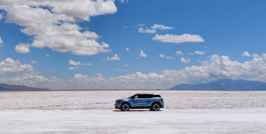 Nuovo Ford Explorer: un giro del mondo elettrizzante, l’impresa del big SUV a zero emissioni
