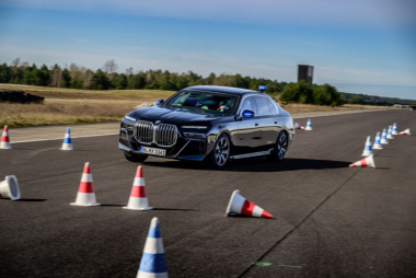 Da BMW un programma di formazione per conducenti veicoli blindati