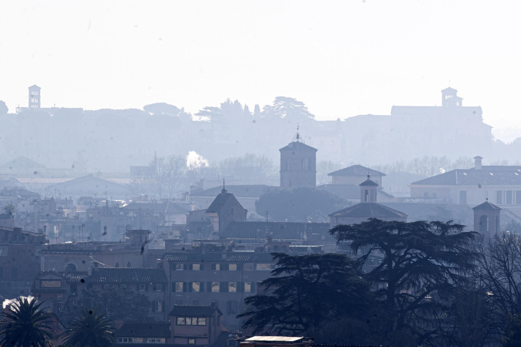 cresce smog a roma per polveri sahariane, superati limiti pm10