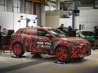 Alfa Romeo Milano: svelato il profilo del SUV compatto