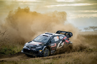Doppietta Toyota al Safari Rally, vince Rovanperä davanti a Katsuta. Neuville (Hyundai) 5°, allunga in classifica