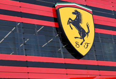 Ferrari non pensa di costruire celle per batterie ma aumentare competenze - Vigna