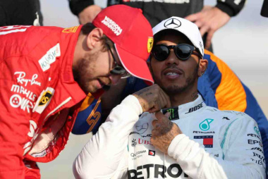 Vettel-Mercedes, Russell non si nasconde più: dichiarazioni clamorose, tutto alla luce del sole