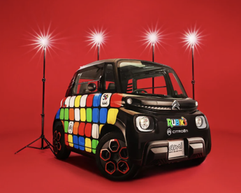 Citroën AMI celebra i 50 anni del cubo Rubik’s
