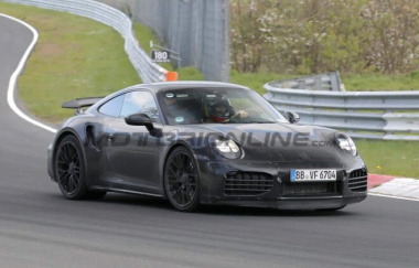 Nuova Porsche 911: le FOTO SPIA di diverse varianti dell’aggiornata gamma