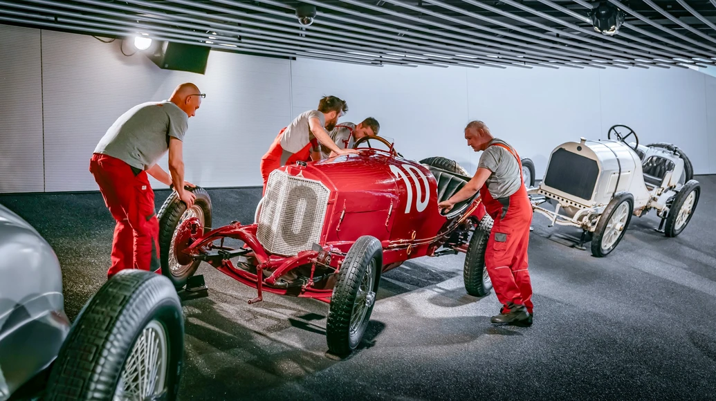 La Mercedes rossa che vinse la Targa Florio del 1924 torna ai vecchi fasti