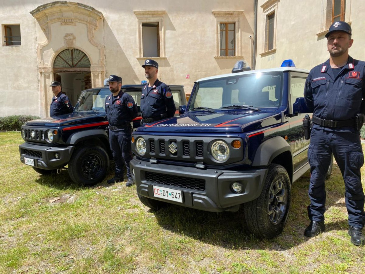 quattro suzuki jimny consegnate ai carabinieri dei parchi nazionali