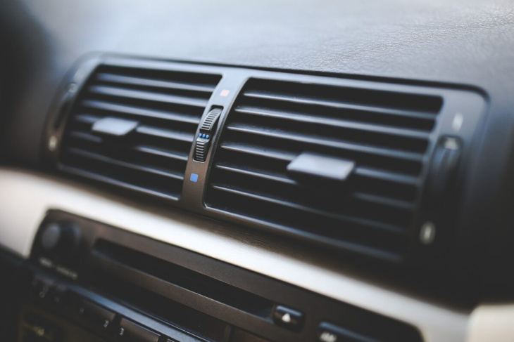 qual’è il vero impatto del climatizzatore e riscaldamento sui consumi delle auto?