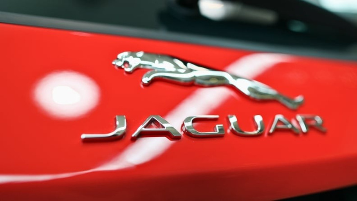 jaguar verso l'elettrico e il mercato premium: in arrivo il nuovo concept gt