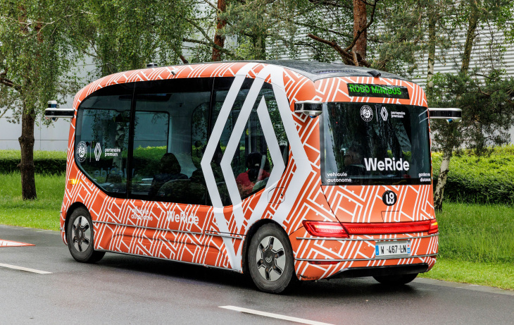 renault, guida autonoma di livello 4 per i minibus elettrici