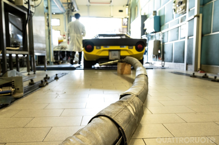 lancia stratos, biocarburanti, biocarburanti per auto storiche: il test di quattroruote con la lancia stratos | quattroruote.it