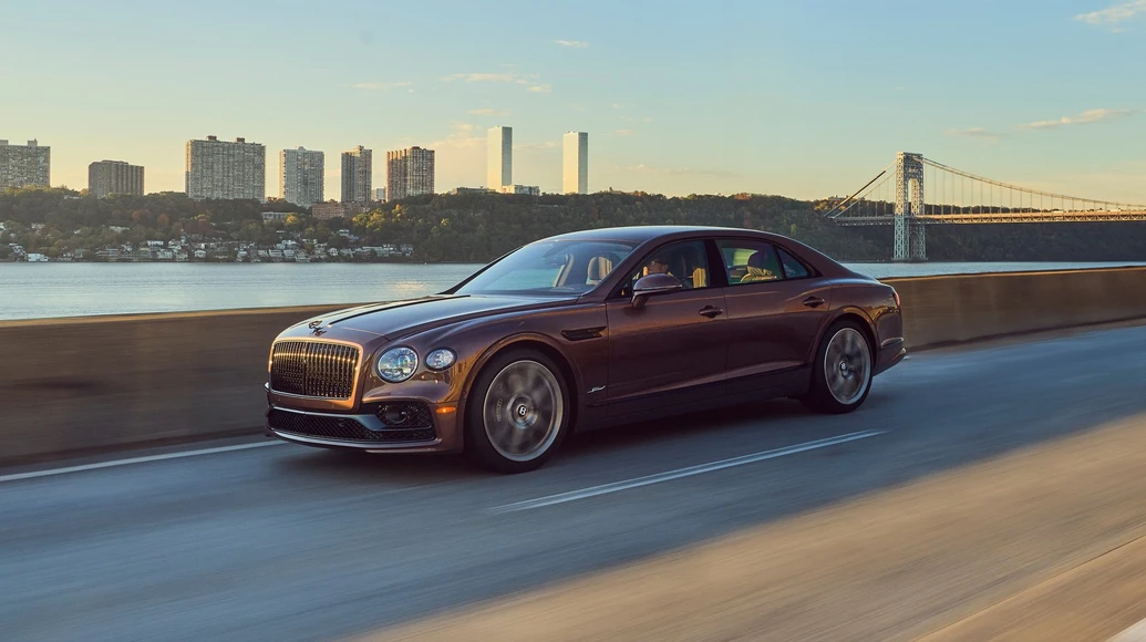 bentley vince 2 premi ai “best of the best” di robb report