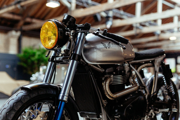 triumph thruxton r di hitchcox motorcycles – un capolavoro cafe racer
