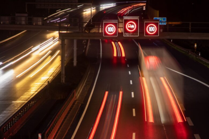 cambia l’illuminazione su autostrade italiane: ecco come sarà