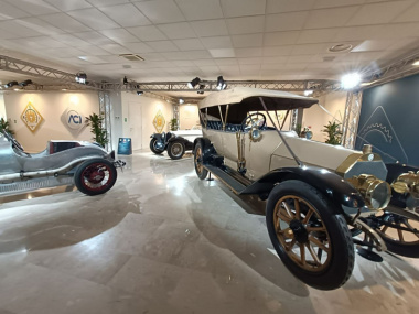 Roma celebra la storia dell'Automobilismo: nel nuovo spazio espositivo ACI di Galleria Caracciolo in mostra Isotta Fraschini, Lancia, Alfa Romeo e OM